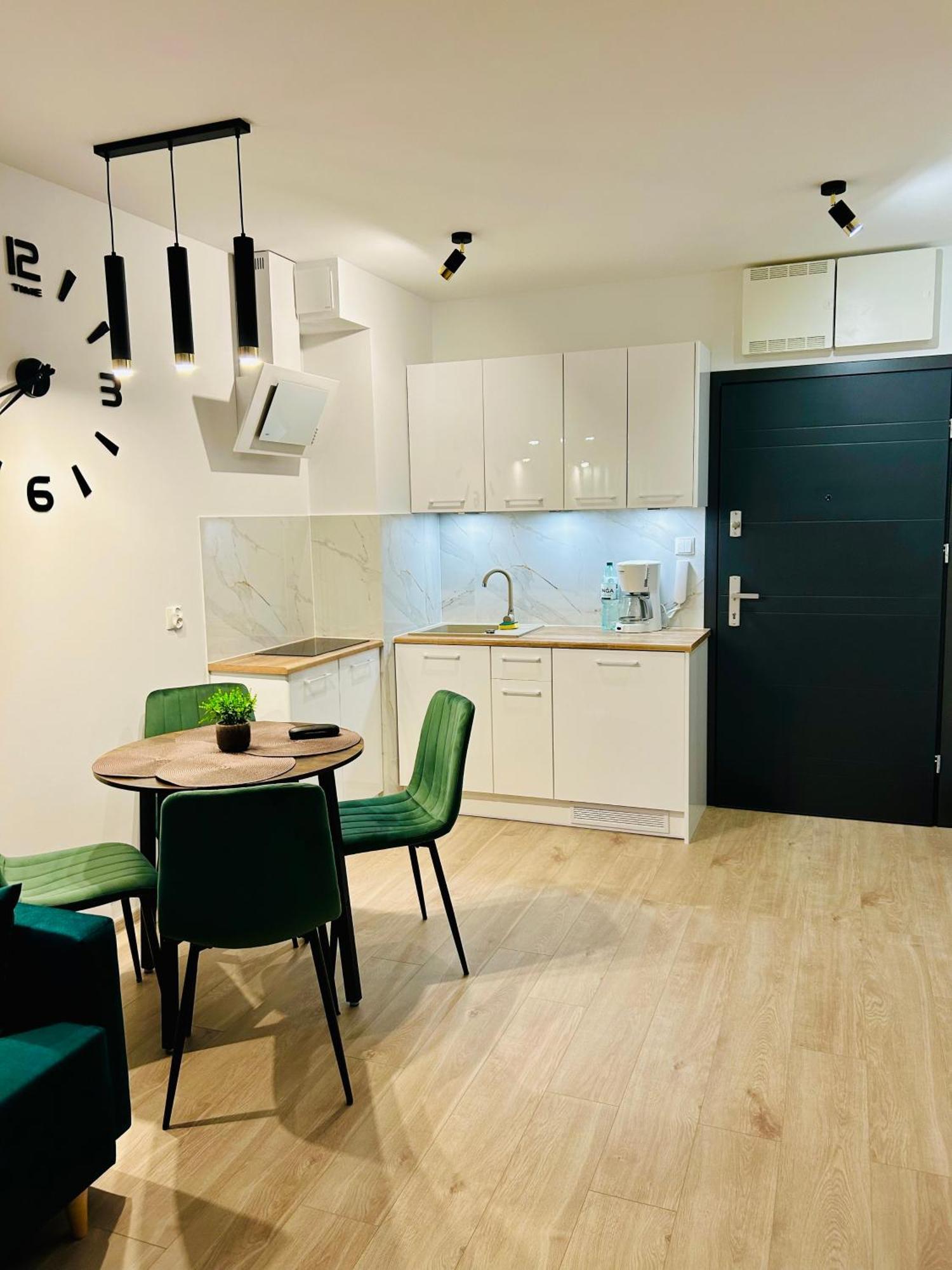 Apartment Green With Private Bike Storage Svinoústí Exteriér fotografie